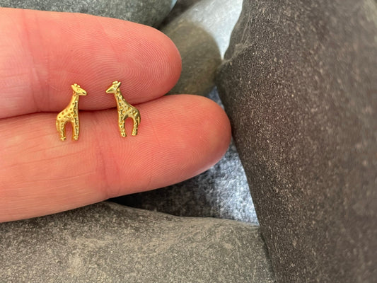 Giraffe - 925 Sterling Silver Stud Earrings (Gold)