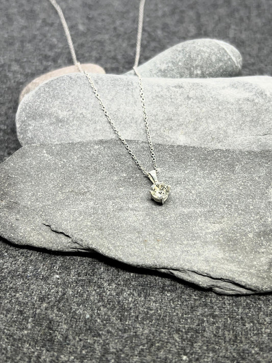 Diamond Round Solitaire - 925 Sterling Silver Necklace - Boxed – Timeless Elegance 6mm