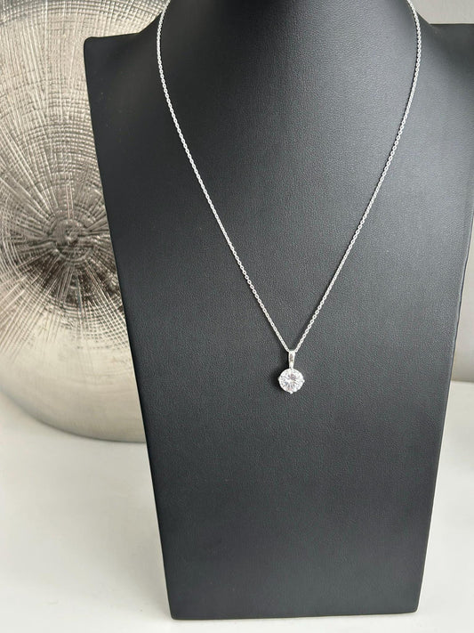 Round CZ Sparkle Pendant Necklace in 925 Sterling Silver
