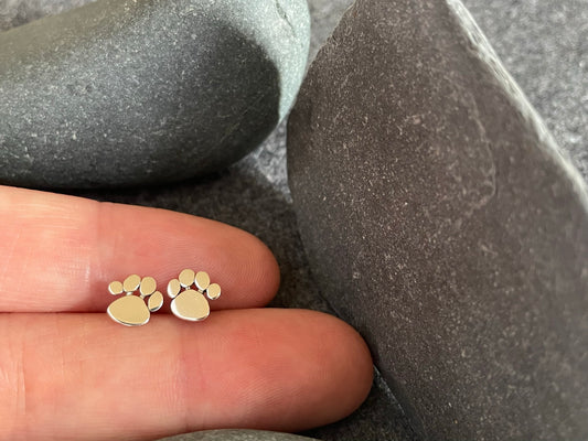 Pawprint - 925 Sterling Silver Plain Stud Earrings