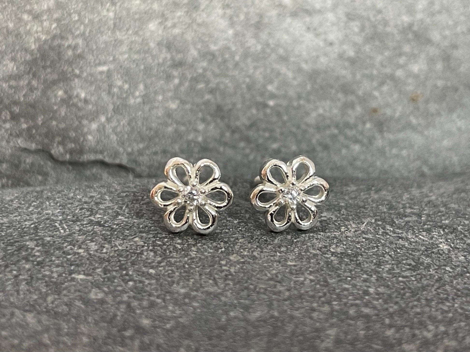 Flower - 925 Sterling Silver Cubic Zirconia CZ Stud Earrings Boxed