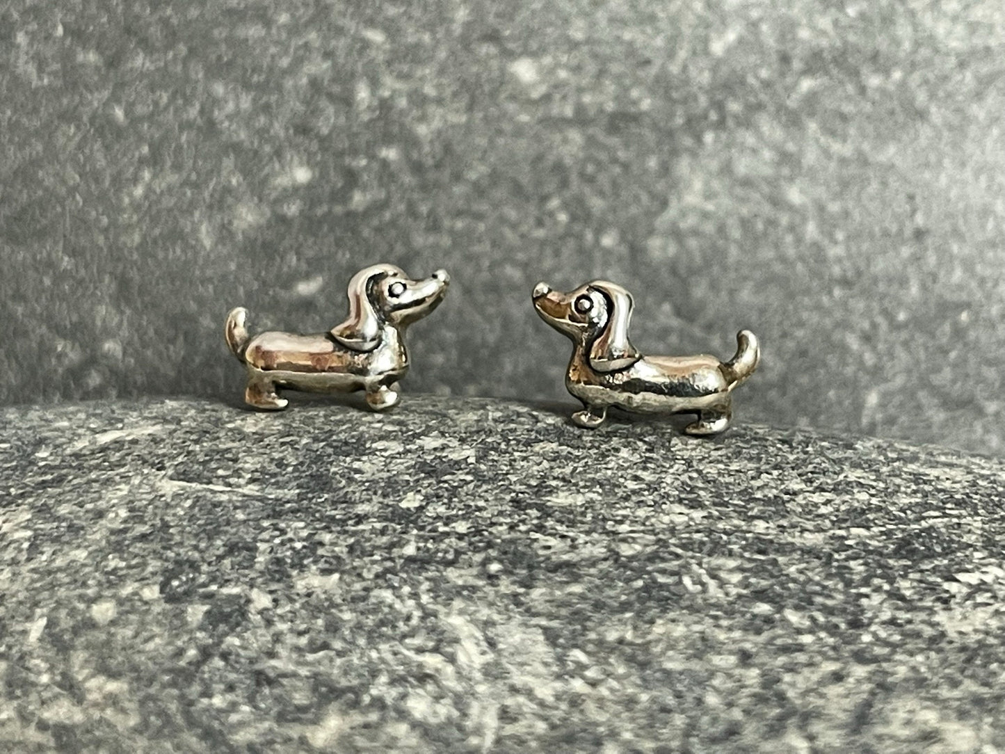Dachshund Dog - 925 Sterling Silver Plain Stud Earrings
