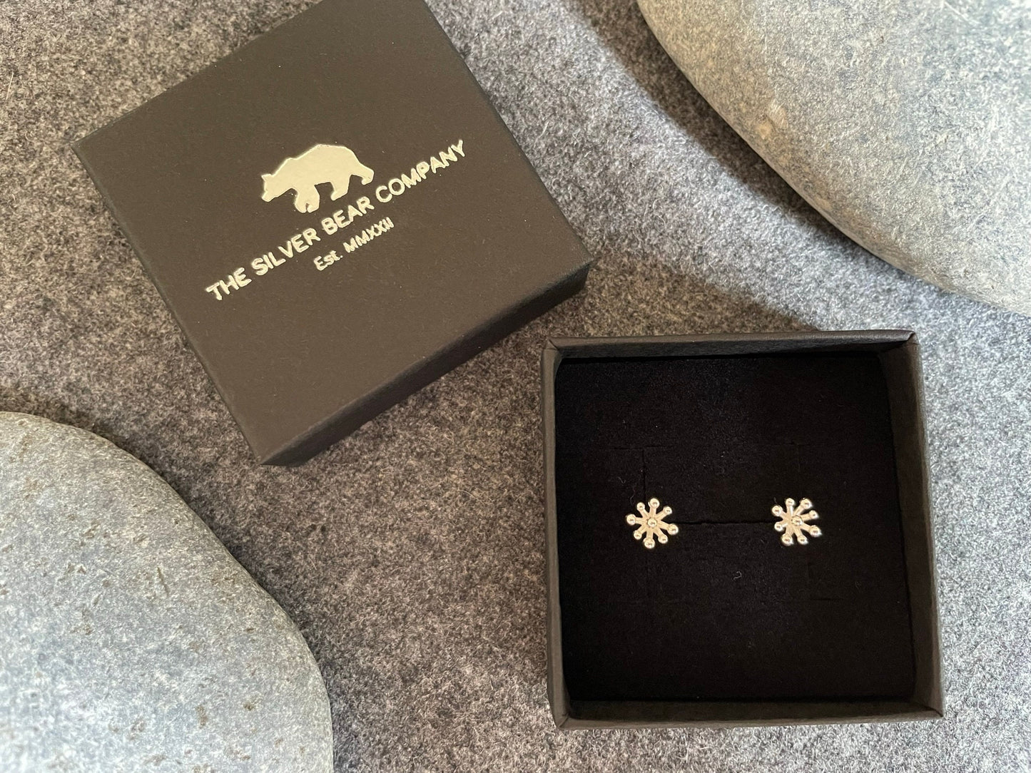 Flower Seed Head - 925 Sterling Silver Stud Earrings Boxed