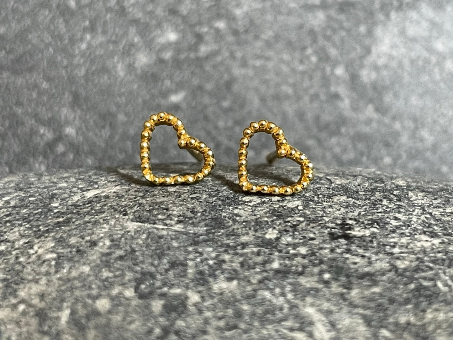 Beaded Heart (Gold) - 925 Sterling Silver Plain Stud Earrings - Boxed