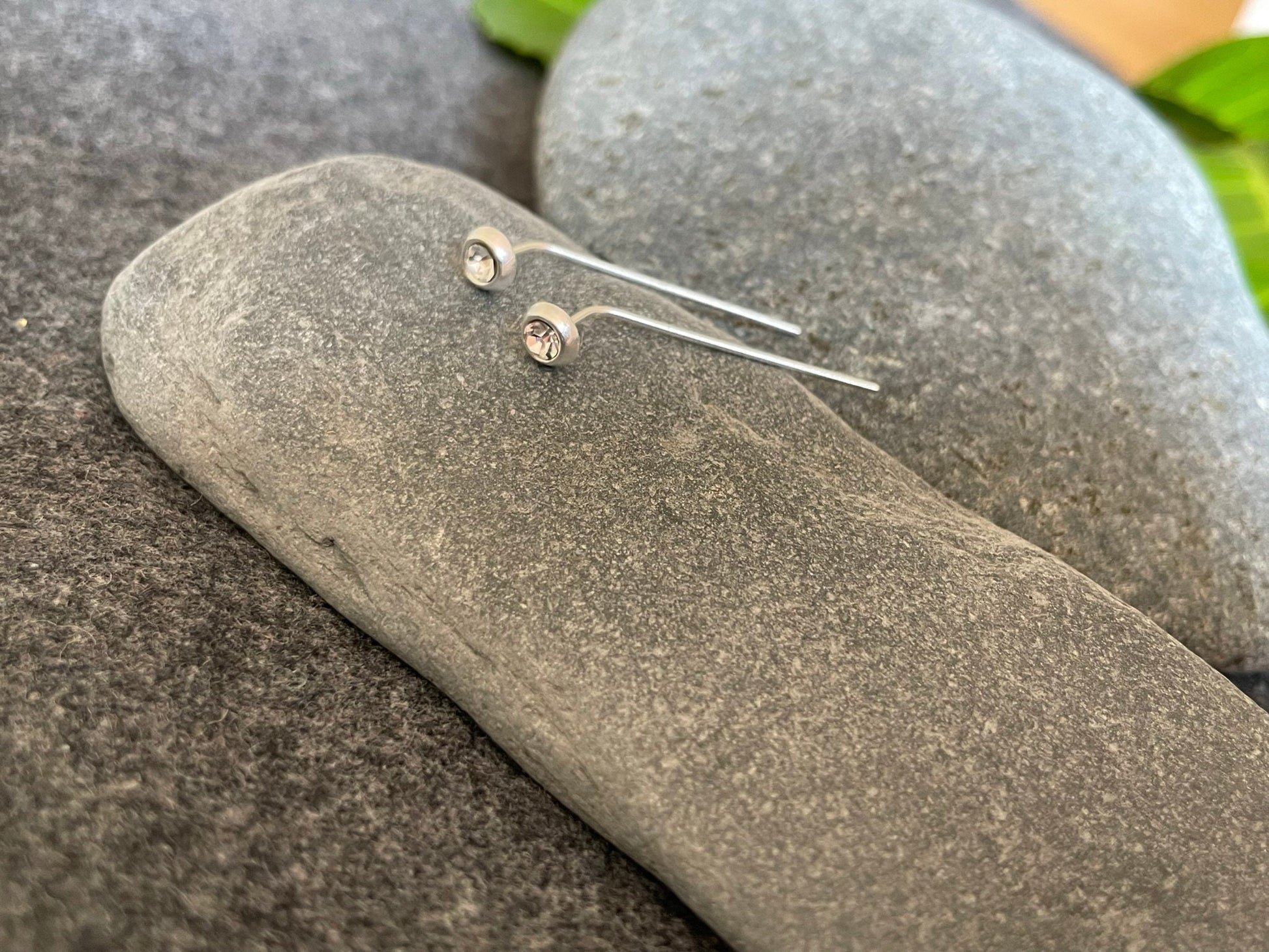 Round - 925 Sterling Silver Crystal Bar Drop Earrings