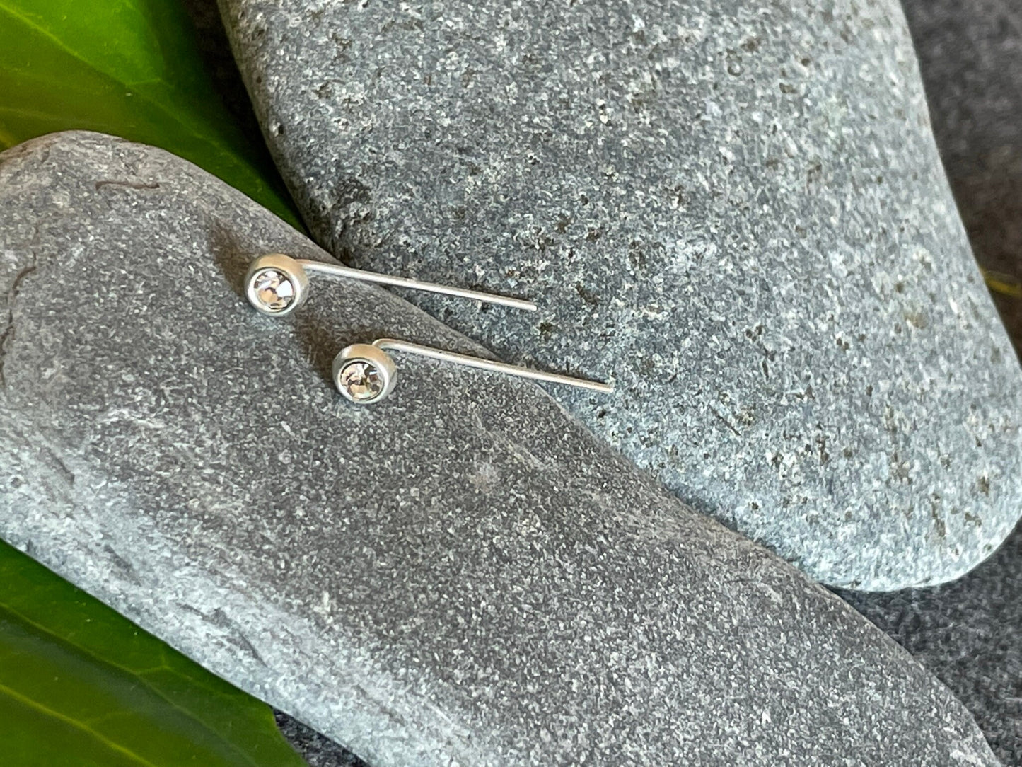 Round - 925 Sterling Silver Crystal Bar Drop Earrings