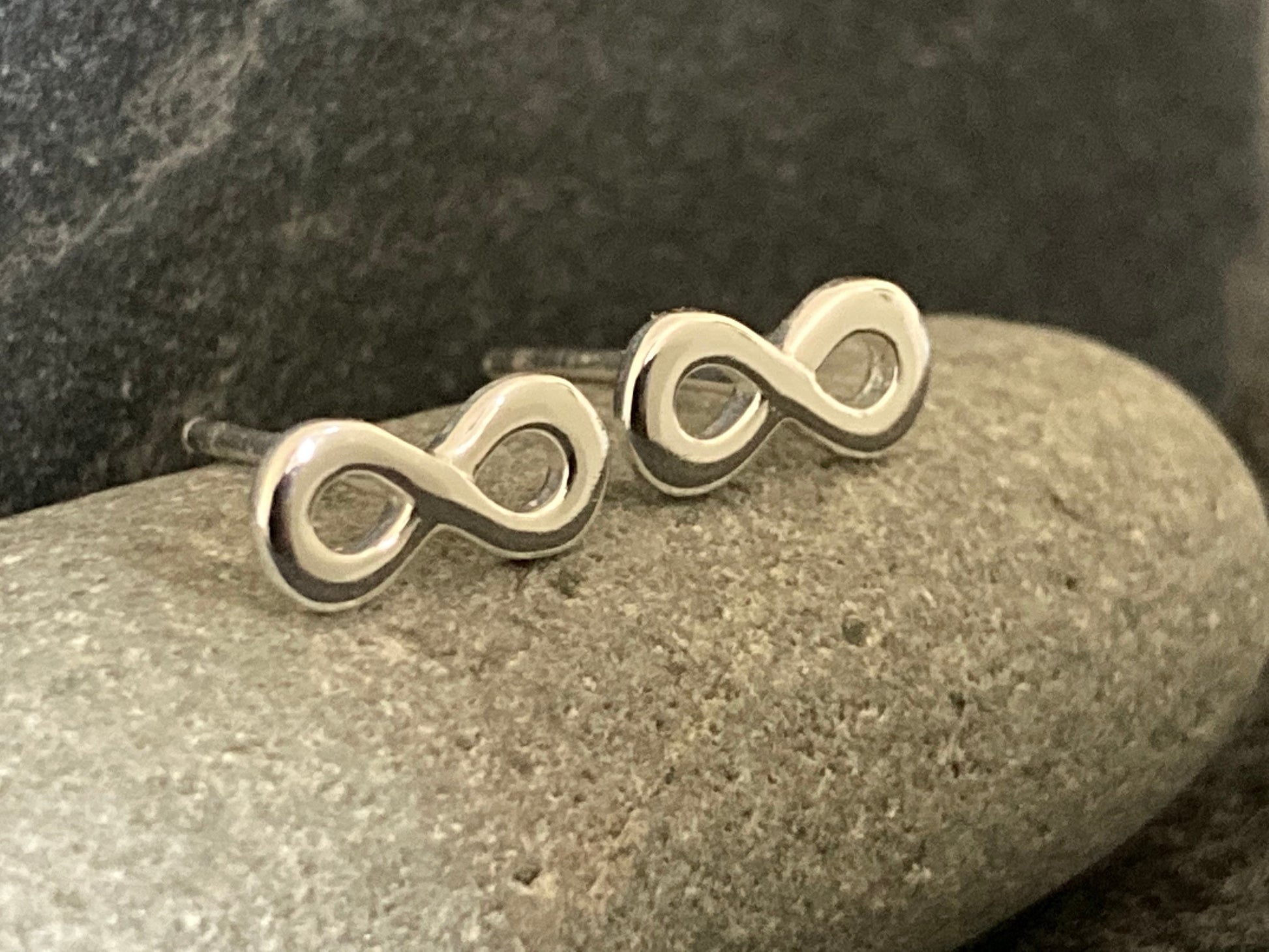 Infinity - 925 Sterling Silver Plain Stud Earrings Boxed