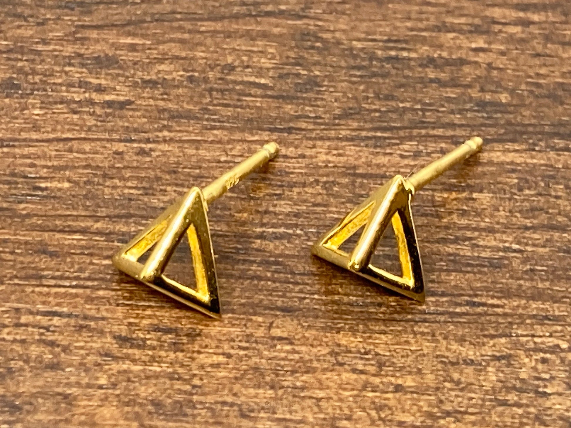 Triangle Pyramid Frame - 925 Sterling Silver 14ct Gold Plated Geometric Stud Earrings Boxed