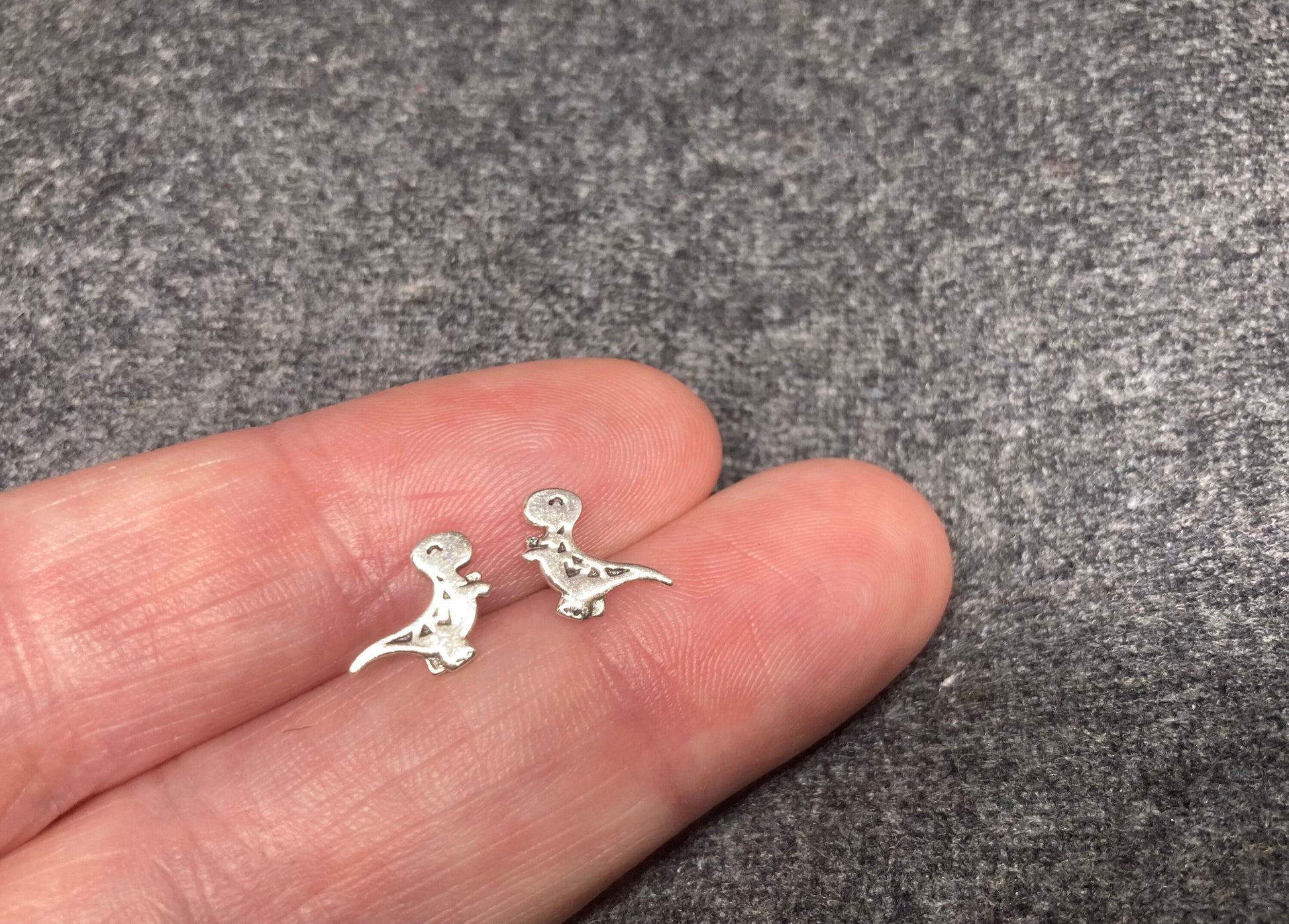 Baby Dinosaur - 925 Sterling Silver Stud Earrings Boxed