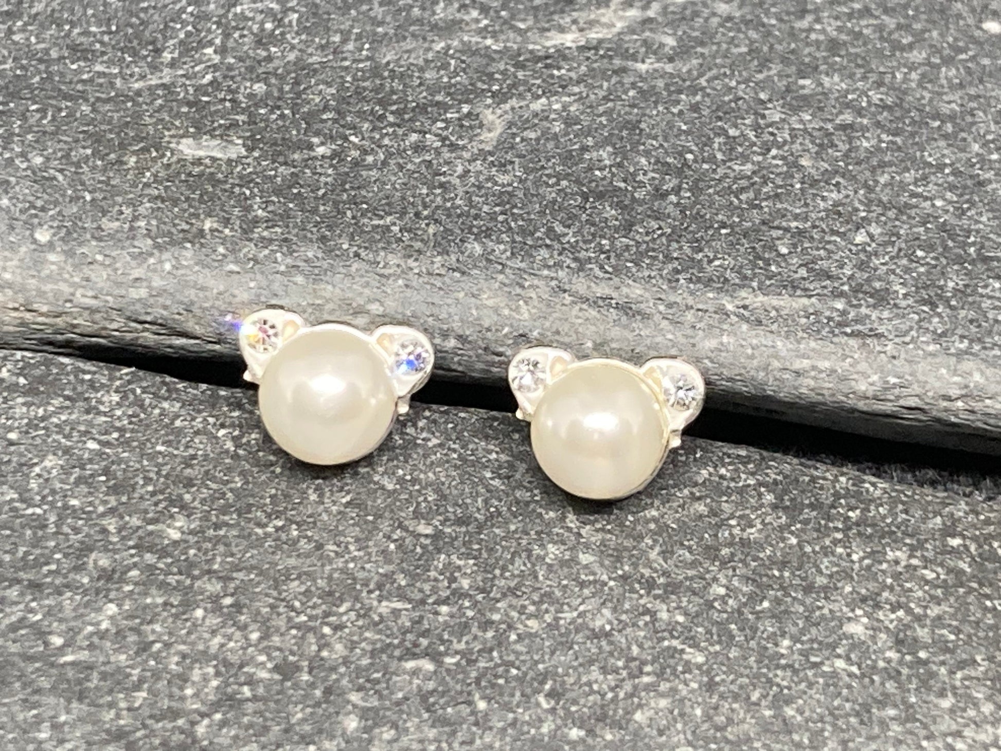 Pearl Bears - 925 Sterling Silver Stud Earrings - Cubic Zirconia Ears