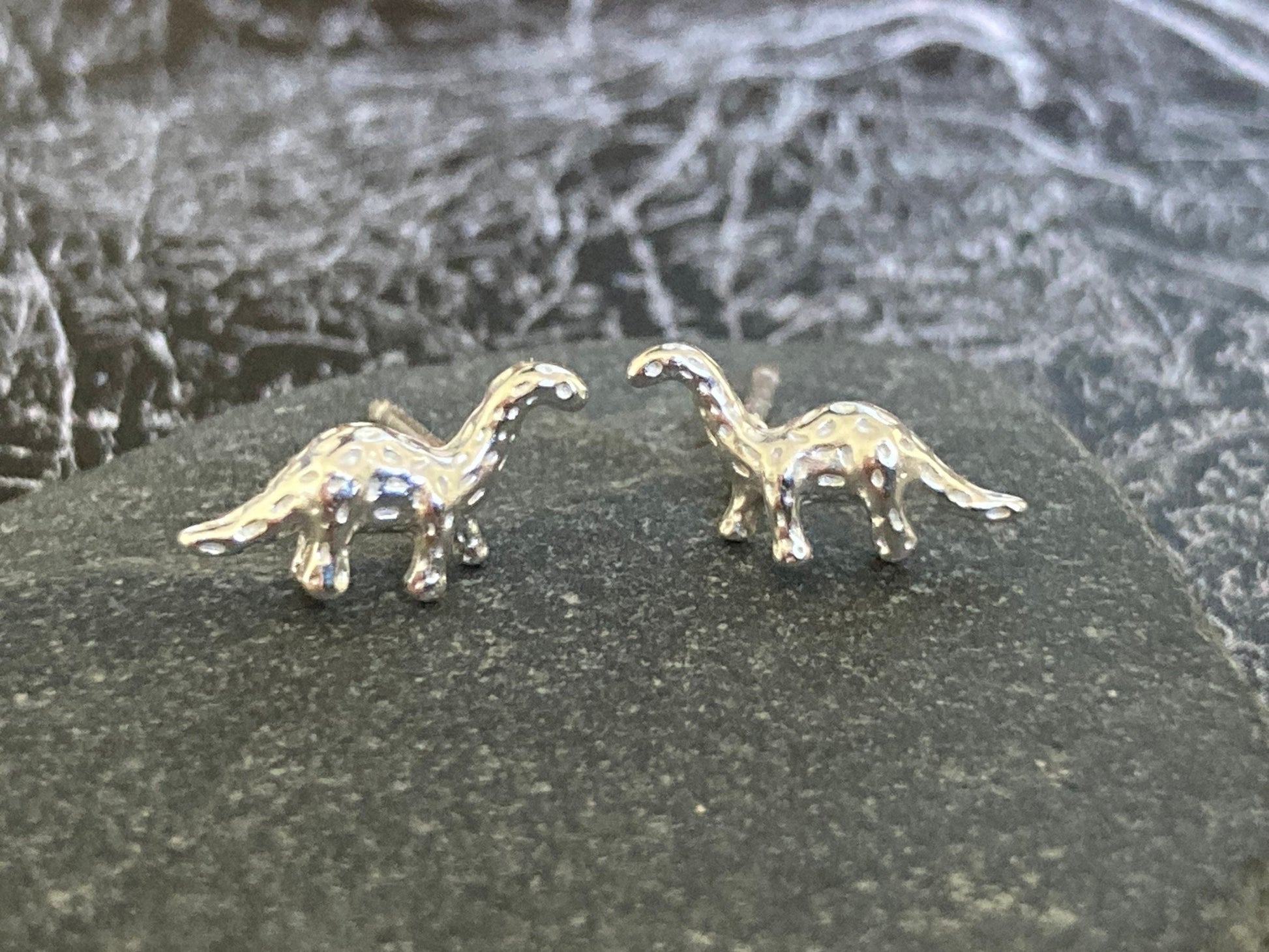 Dinosaur Brontosaurus - 925 Sterling Silver Stud Earrings - Boxed