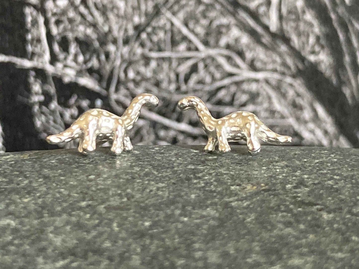 Dinosaur Brontosaurus - 925 Sterling Silver Stud Earrings - Boxed