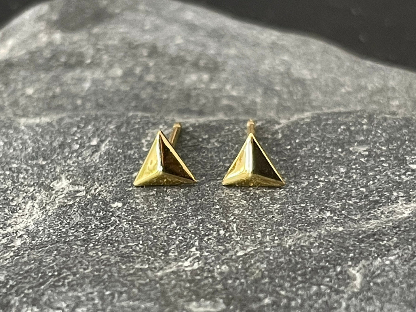 Triangle Earrings in Gold Plated 925 Sterling Silver
