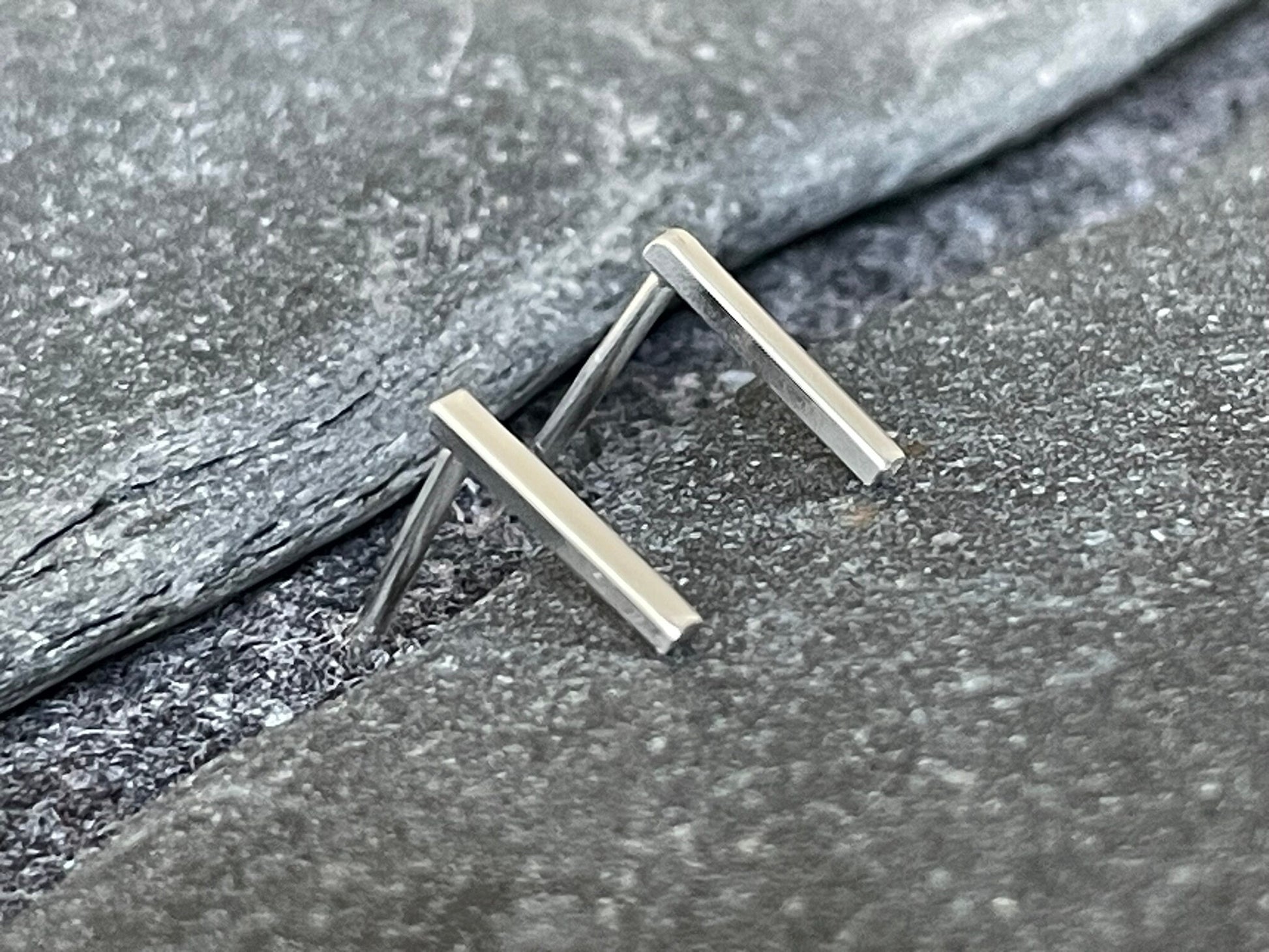 Bar - 925 Sterling Silver Plain Ear Studs Boxed