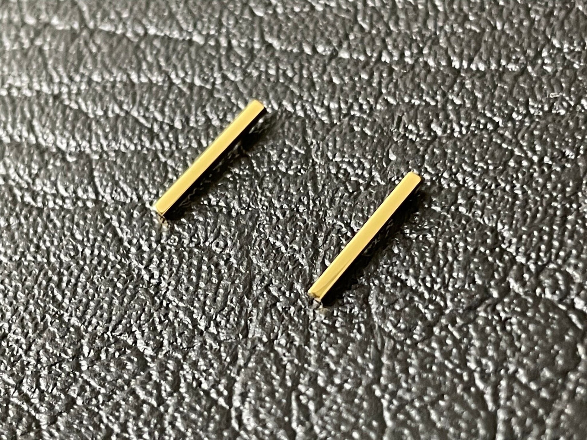 Bar - 14ct Gold Plated 925 Sterling Silver Plain Ear Studs Boxed