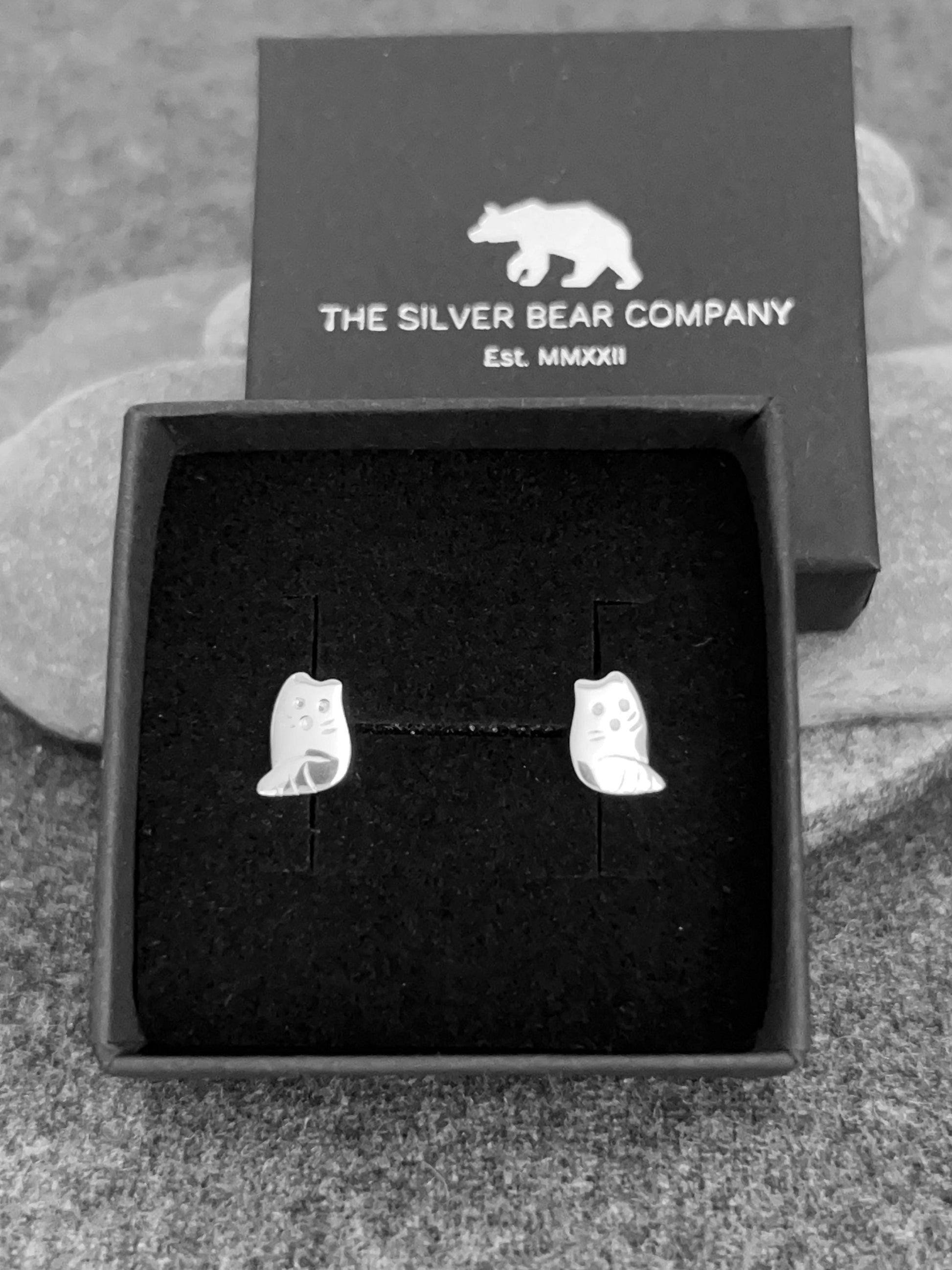 Cat - 925 Sterling Silver Plain Ear Studs