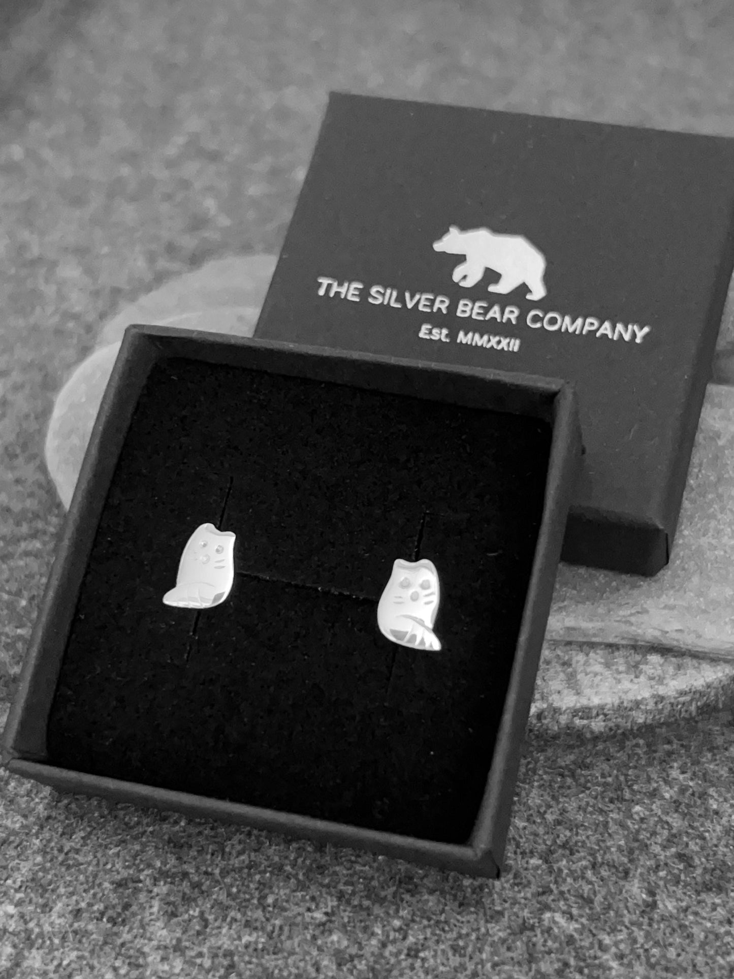 Cat - 925 Sterling Silver Plain Ear Studs