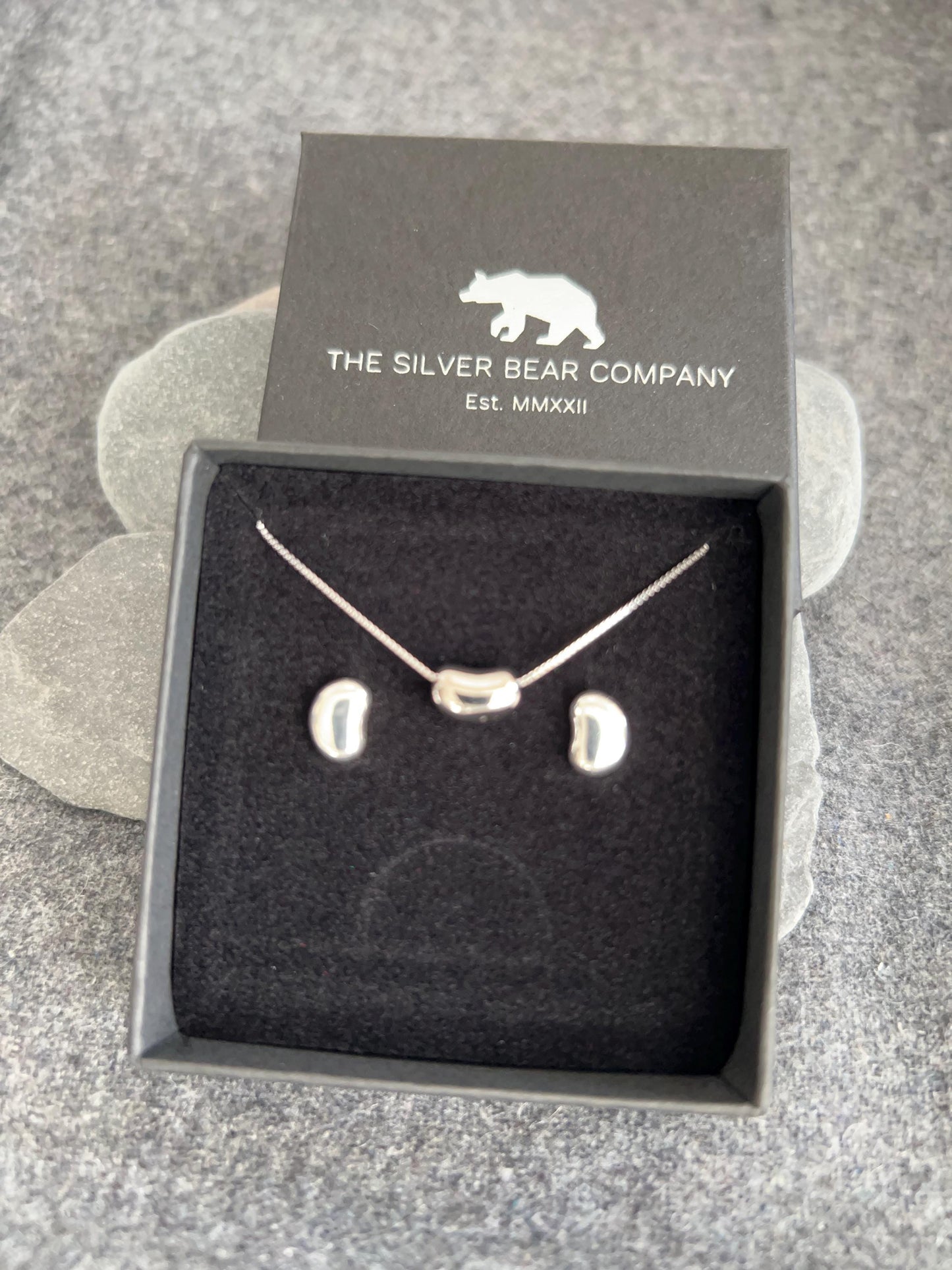 Silver (bean-shaped) Pebbles - 925 Sterling Silver Stud Earrings and Necklace - Boxed