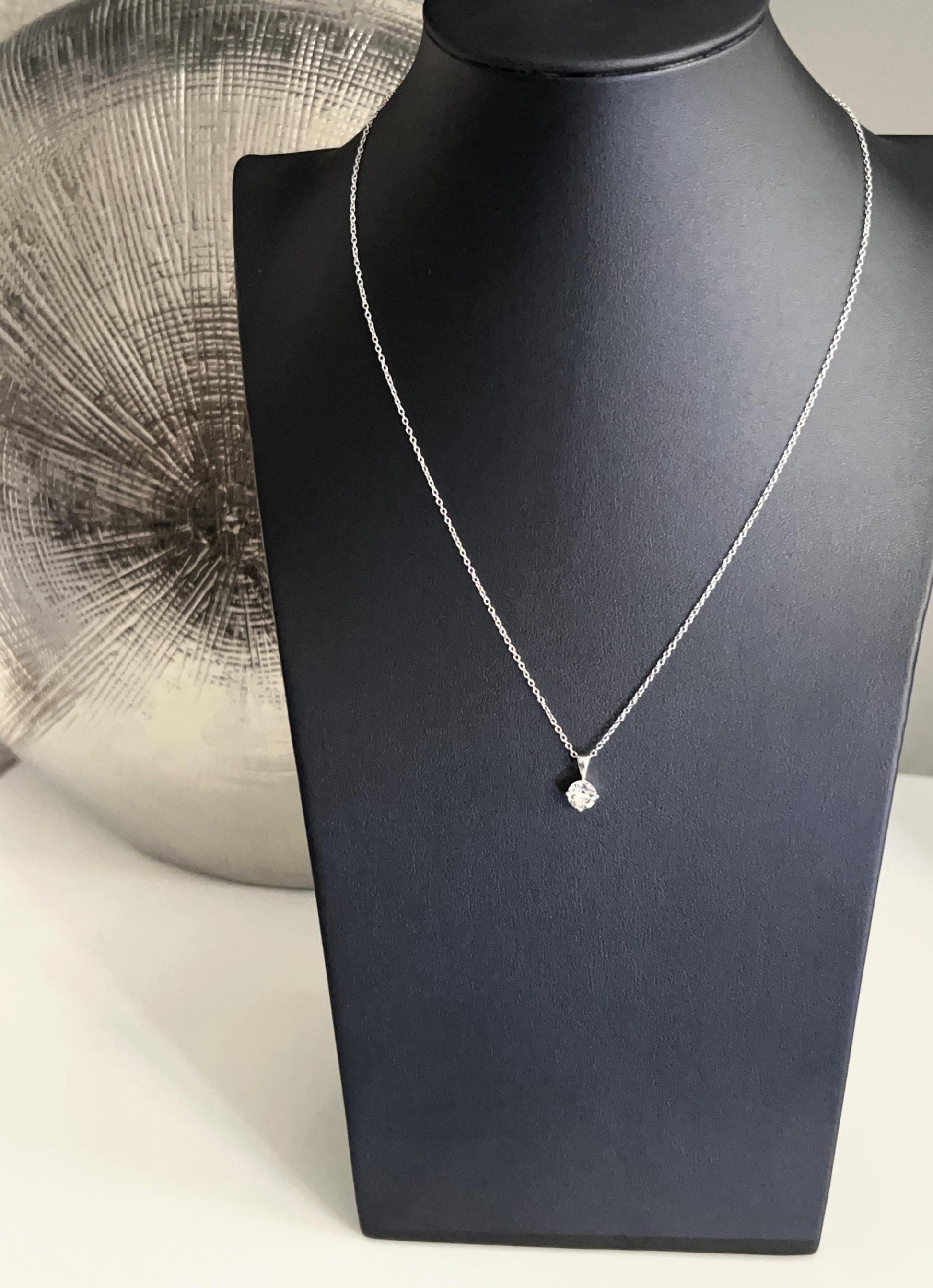 Diamond Round Solitaire - 925 Sterling Silver Necklace - Boxed – Timeless Elegance 6mm