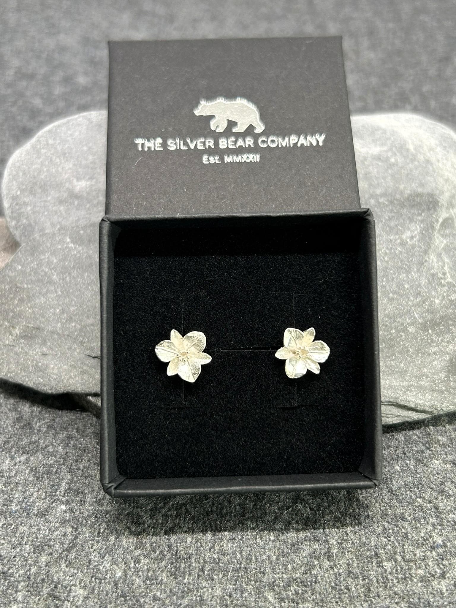 Flower - 925 Sterling Silver Stud Earrings: Spring Blossom. Boxed