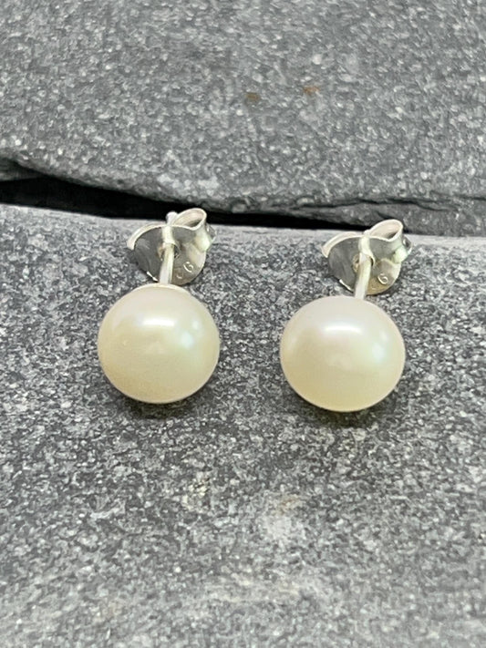 Freshwater Pearl - 7mm 925 Sterling Silver Stud Earrings