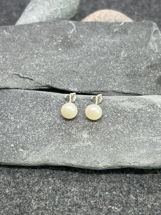 Freshwater 7mm Pearl Earrings in 925 Sterling Silver